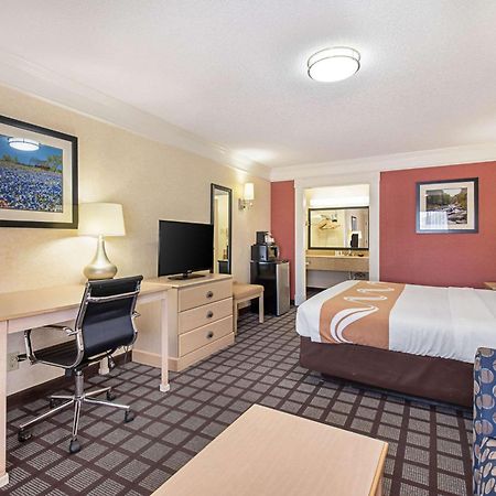 Quality Inn Near Lake Marble Falls Exterior foto